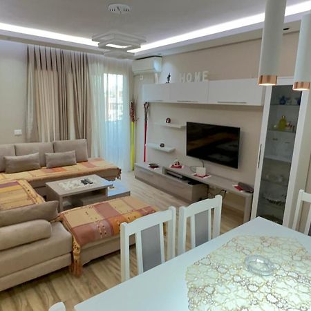Square Inn Тирана Экстерьер фото