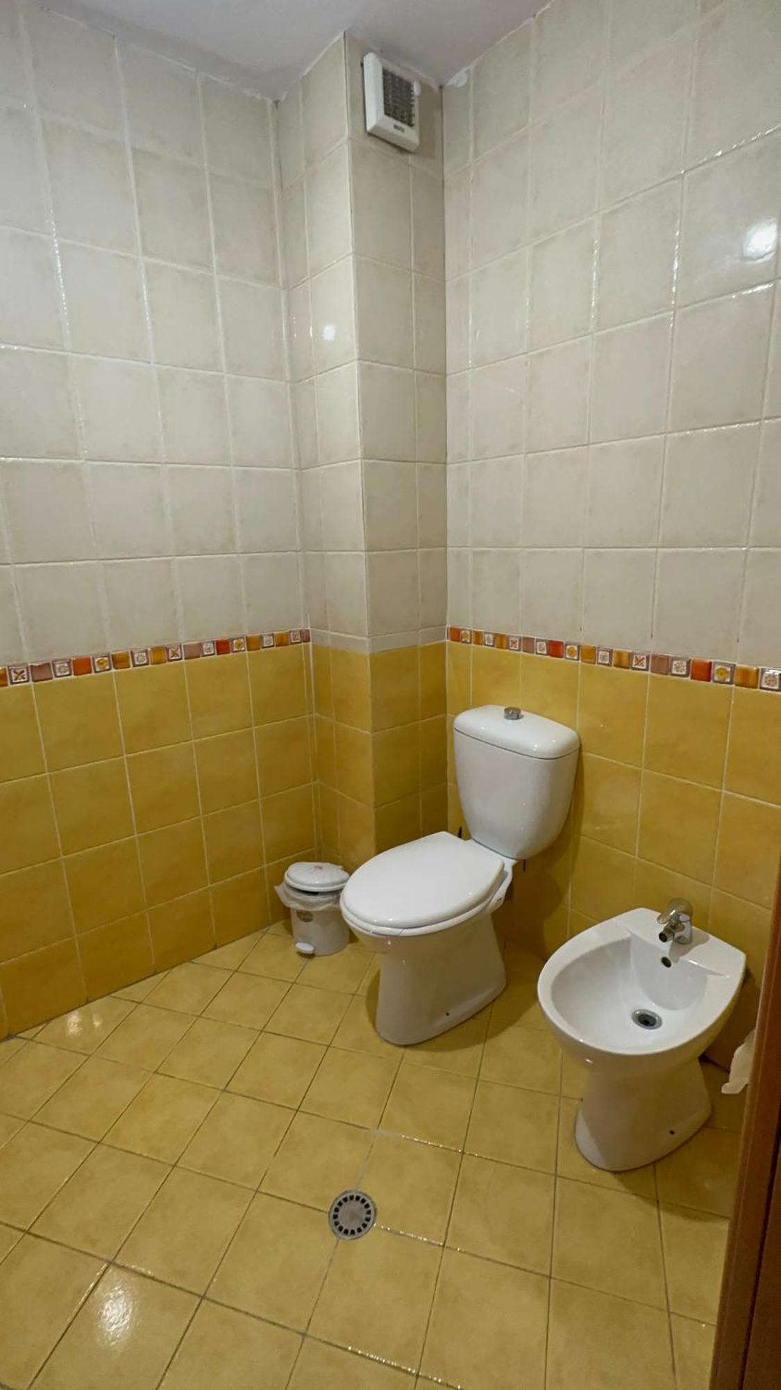 Square Inn Тирана Экстерьер фото