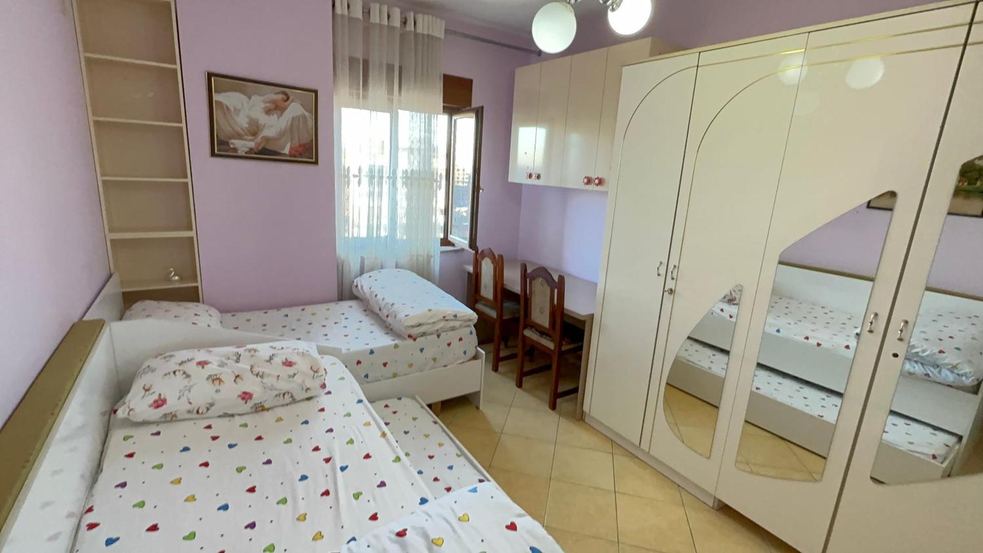 Square Inn Тирана Экстерьер фото