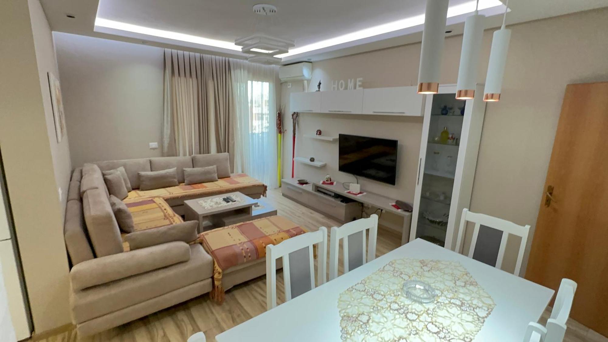 Square Inn Тирана Экстерьер фото