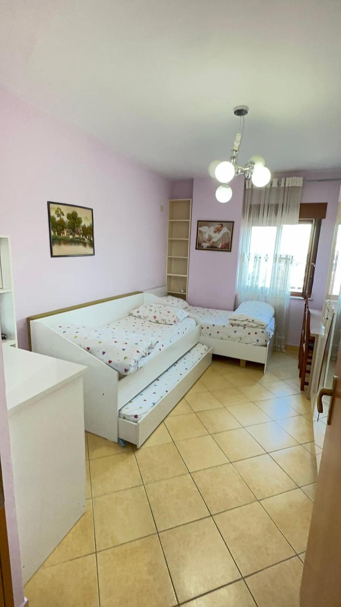 Square Inn Тирана Экстерьер фото